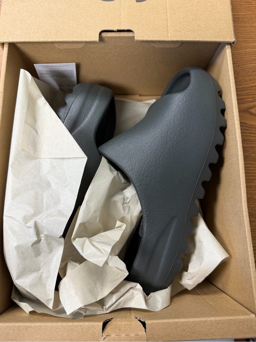 YZY Yeezy Slip On Slide NEW IN BOX